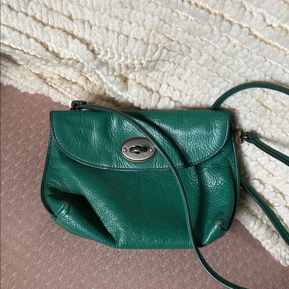 Fossil pebble leather crossbody bag vintage green